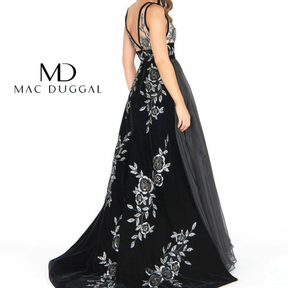 MAC DUGGAL 2035R BEADED FLORAL EMBROIDERED V-NECK VELVET BLACK GOWN sz 4 - Picture 2 of 7